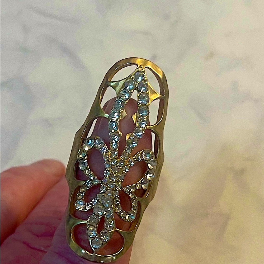 Costume Ring with crystal Fleur Di Lis